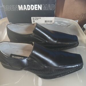 Steve Madden Men's Sleek Black Slip-On Loafers